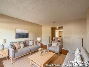 4543 Cambray Dr in San Antonio, TX - Building Photo - Building Photo