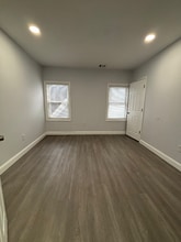 811 S 13th St, Unit 3 in Newark, NJ - Foto de edificio - Building Photo