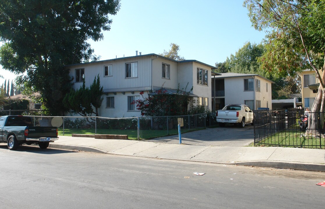 6513 Sepulveda Blvd in Van Nuys, CA - Building Photo