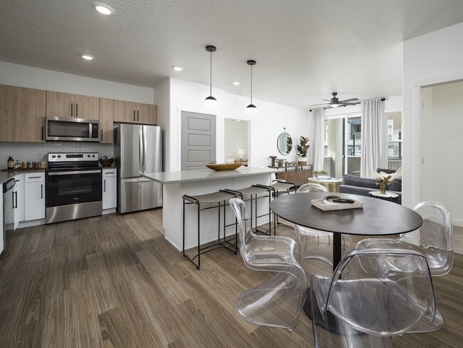 Parc Ridge Apartments in Riverton, UT - Building Photo - Building Photo
