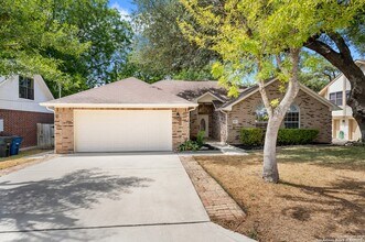 963 River Rock in New Braunfels, TX - Building Photo - Building Photo