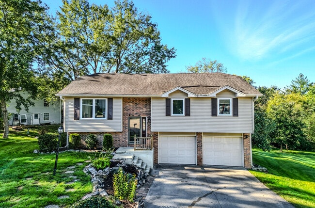 property at 4320 W Brookview Ct