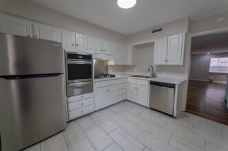 3434 McFarlin Blvd in Dallas, TX - Building Photo - Building Photo