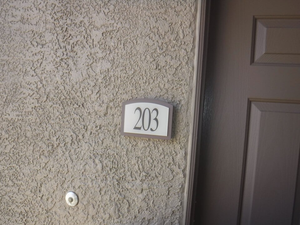 3480 Cactus Shadow St in Las Vegas, NV - Building Photo