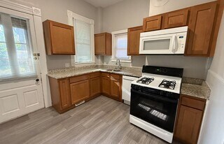 3212 Bishop St in Cincinnati, OH - Building Photo