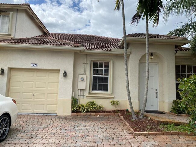 1720 NW 78th Way