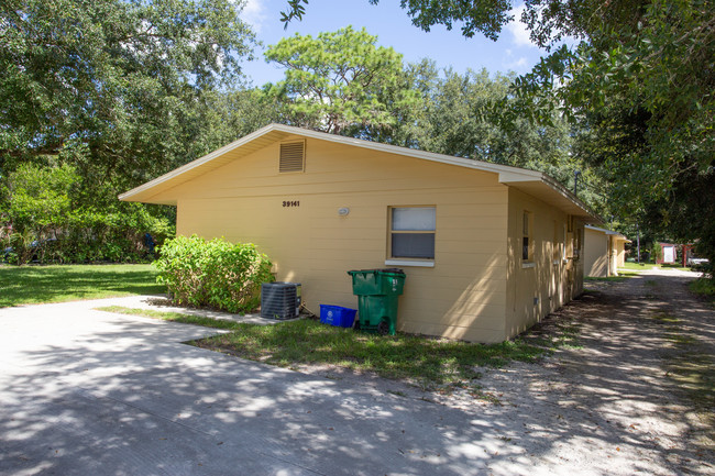 ZEPHYRHILLS DUPLEX PROJECT in Zephyrhills, FL - Building Photo - Building Photo