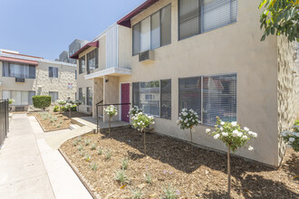 Van Houten Apartments in El Cajon, CA - Building Photo - Other