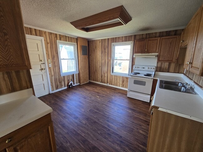 430 Byrd St in Greenwood, SC - Building Photo - Building Photo