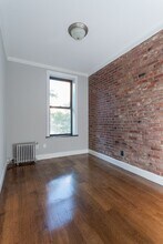 434 W 52nd St in New York, NY - Building Photo - Building Photo