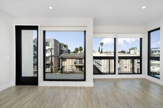 5550 Bonner Ave in Los Angeles, CA - Building Photo - Building Photo