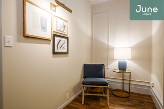 336 W 47th St-Unit -3A in New York, NY - Building Photo - Building Photo