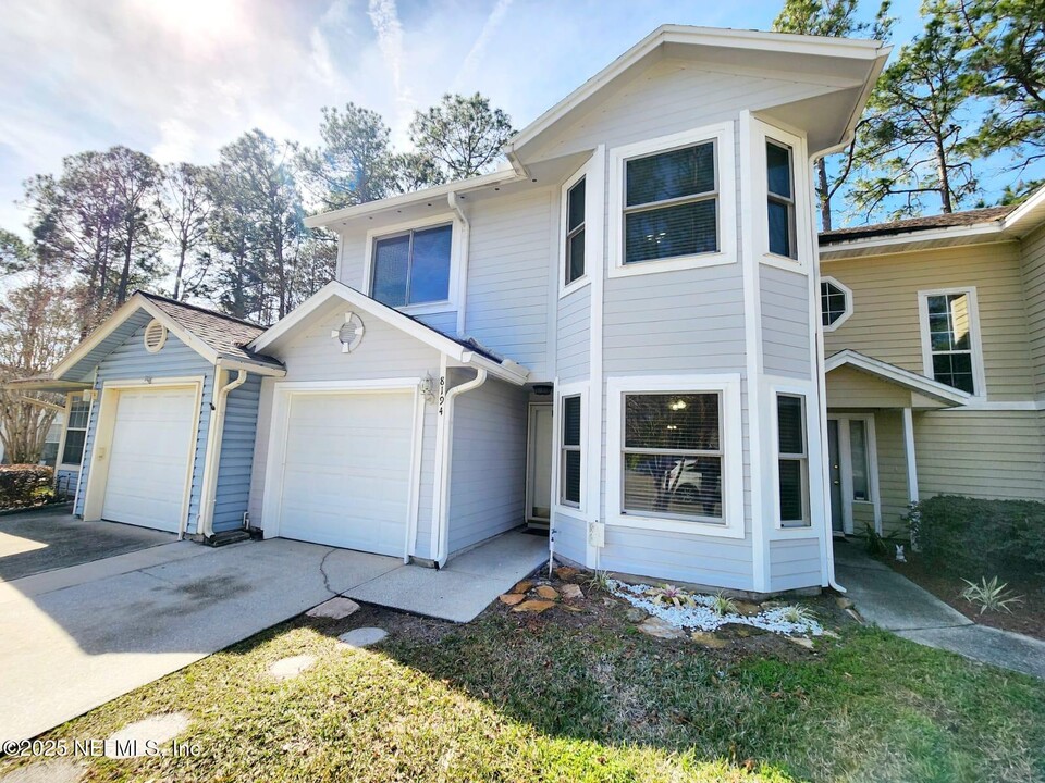 8194 Loch Seaforth Ct in Jacksonville, FL - Building Photo