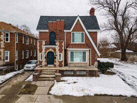 17596 Santa Rosa Dr, Unit Unit 2 - Upper - V 12/11/25 (T) in Detroit, MI - Building Photo