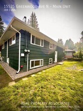 15525 Greenwood Ave N in Shoreline, WA - Building Photo - Building Photo