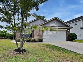 132 Spring Lakes Dr in Savannah, GA - Building Photo