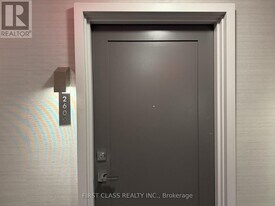 57 St Joseph St in Toronto, ON - Building Photo