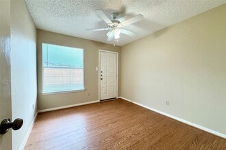 3511 Palm Grove Dr in Missouri City, TX - Building Photo - Building Photo