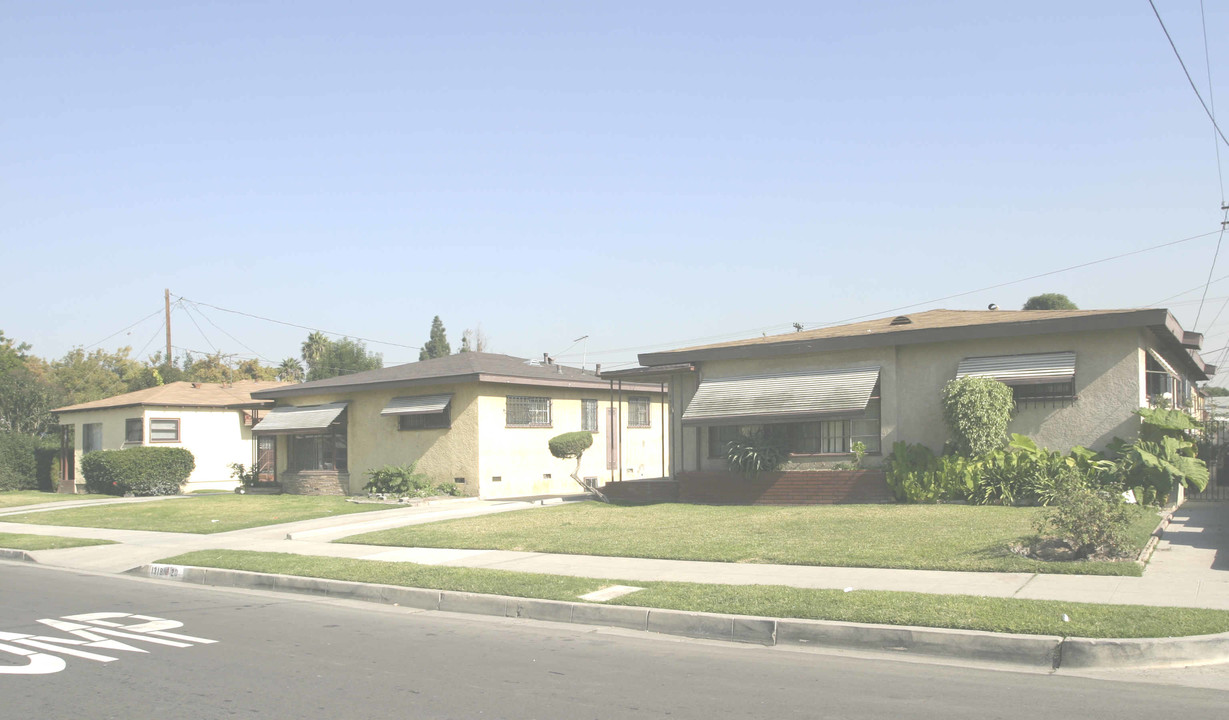 1310-1320 S Temple Ave in Compton, CA - Building Photo