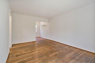 9465-9477 N Mohawk Ave-Unit -9475 in Portland, OR - Building Photo - Building Photo