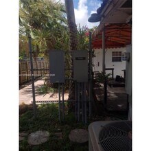 1997 SW 17th Ct in Miami, FL - Foto de edificio - Building Photo