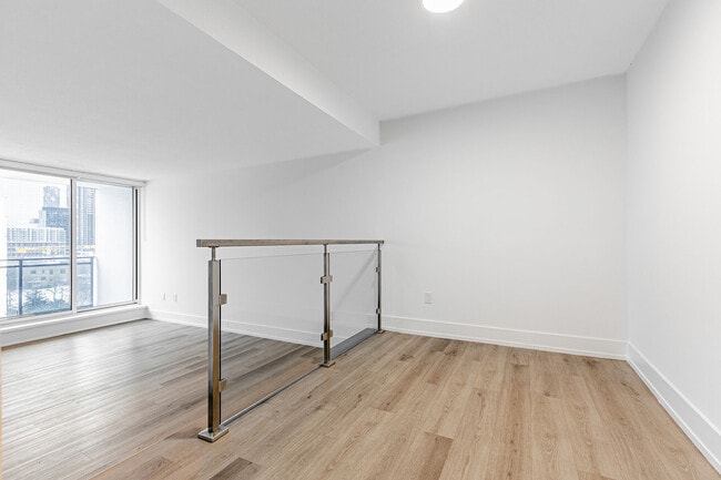 191 Sherbourne St in Toronto, ON - Building Photo - Building Photo