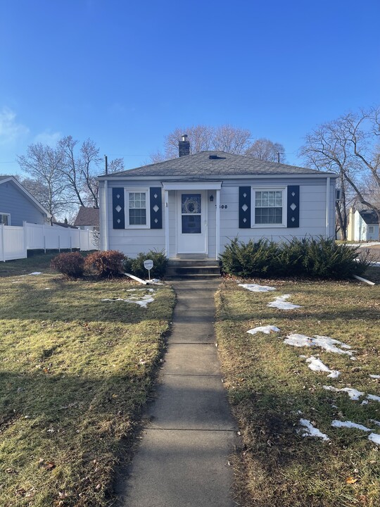 7500 Colfax Ave S in Minneapolis, MN - Building Photo