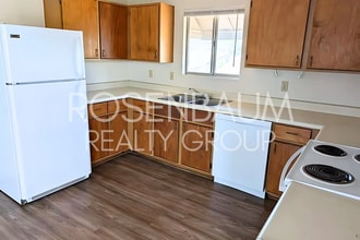 3080 Bob Ct in Prescott Valley, AZ - Foto de edificio - Building Photo