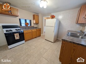 3325 Sangamon St in Steger, IL - Building Photo