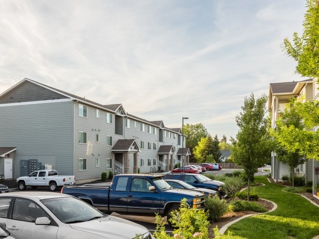 Barker Ridge in Spokane Valley, WA - Building Photo