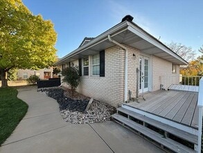 428 Paintbrush Way in Saint George, UT - Building Photo - Building Photo