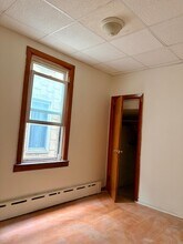 78 Sterling Ave in Jersey City, NJ - Building Photo - Building Photo