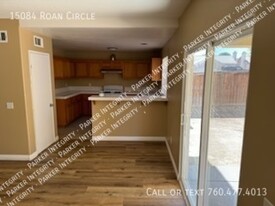 15084 Roan Cir in Victorville, CA - Foto de edificio - Building Photo