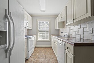 103 Lee Ln in Florence, SC - Building Photo - Building Photo