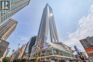 1 Bloor St E in Toronto, ON - Building Photo