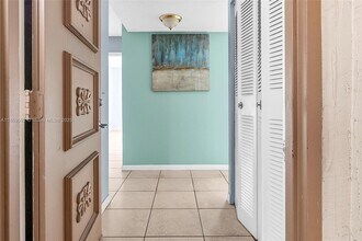 7747 SW 86th St in Miami, FL - Building Photo - Building Photo