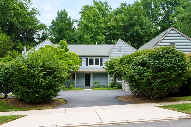 property at 211 Ross Stevenson Cir
