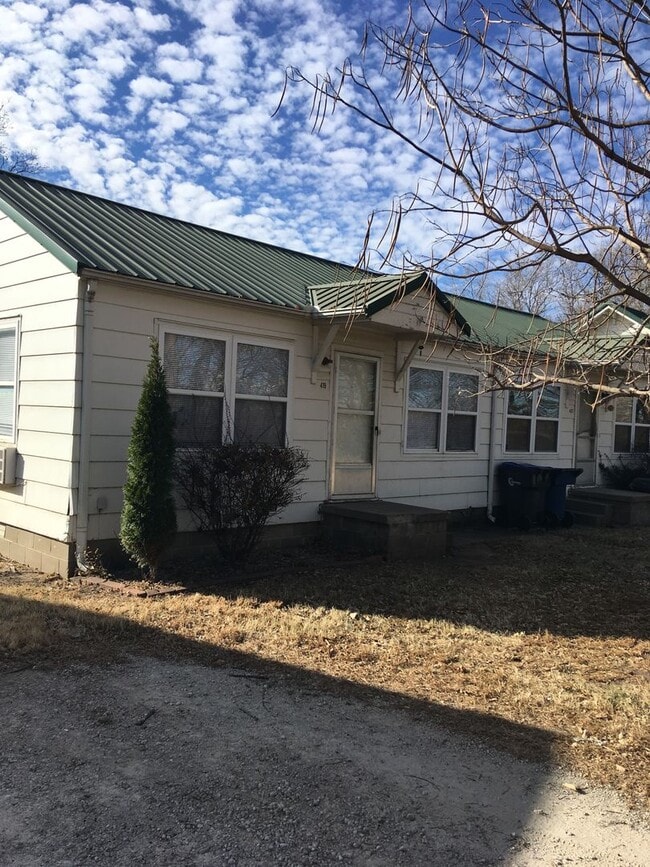 property at 419 SW 3rd St