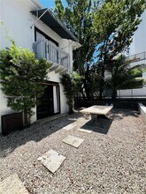 1470 Lincoln Terrace in Miami Beach, FL - Building Photo - Building Photo