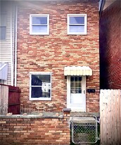 2315 Eoff St in Wheeling, WV - Building Photo