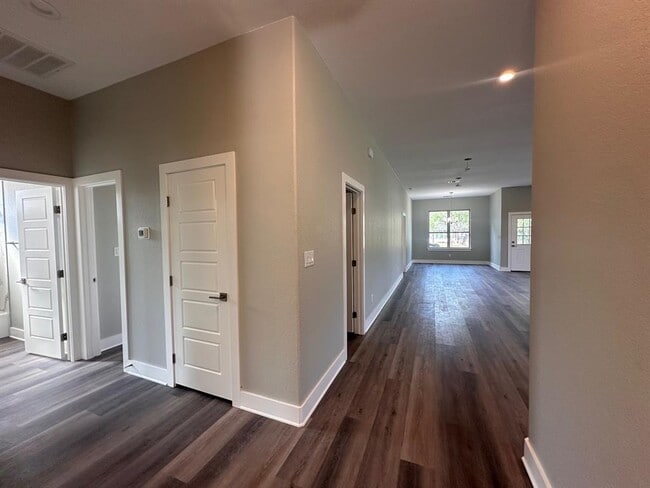368 Nene Ln in Bastrop, TX - Building Photo - Building Photo