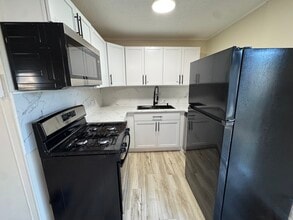 1813 Columbus Blvd in Kokomo, IN - Building Photo - Building Photo