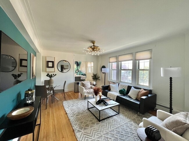 1450-1550 Beacon St in Brookline, MA - Building Photo - Building Photo