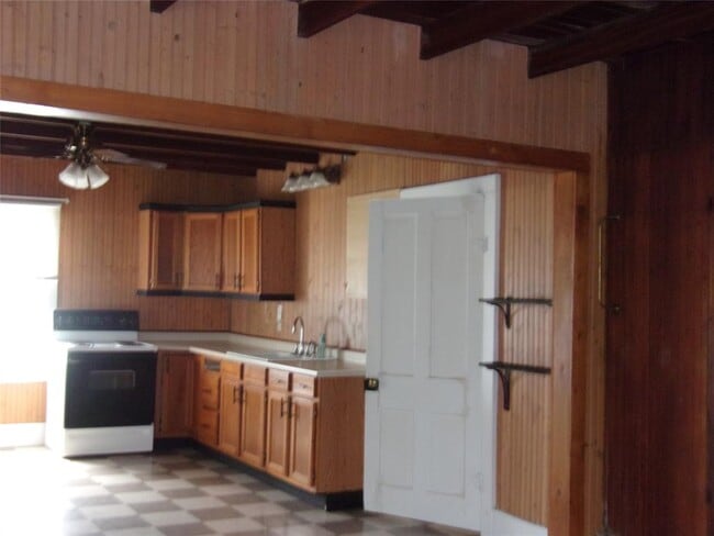 142 Cr 202 Rd in Weimar, TX - Building Photo - Building Photo