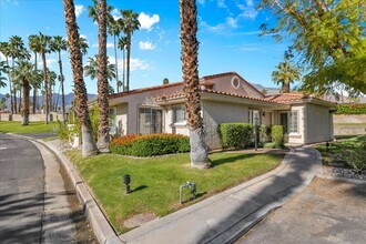 2701 E Mesquite Ave, Unit L54 in Palm Springs, CA - Foto de edificio - Building Photo