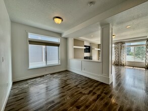3695 Desert Meadow Way in South Jordan, UT - Building Photo - Building Photo