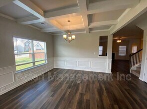 300 Ousley Way in Perry, GA - Foto de edificio - Building Photo