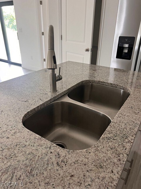 8014 Sunrise Cir in La Belle, FL - Building Photo - Building Photo