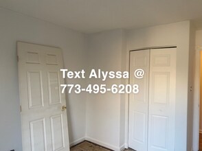 2840 W Flournoy St-Unit -2 in Chicago, IL - Building Photo - Building Photo