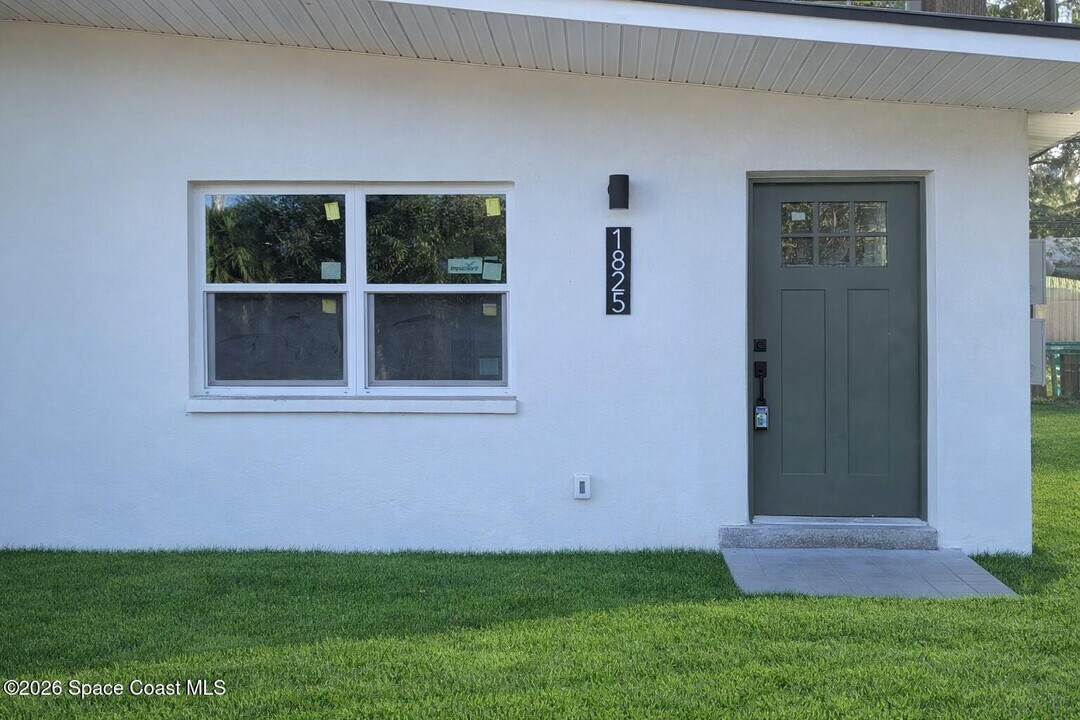 1827 Guava Ave in Melbourne, FL - Building Photo